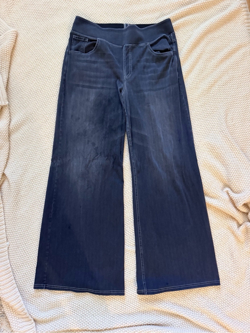 Halara Flex High-Waisted Wide Leg Jeans 🖤